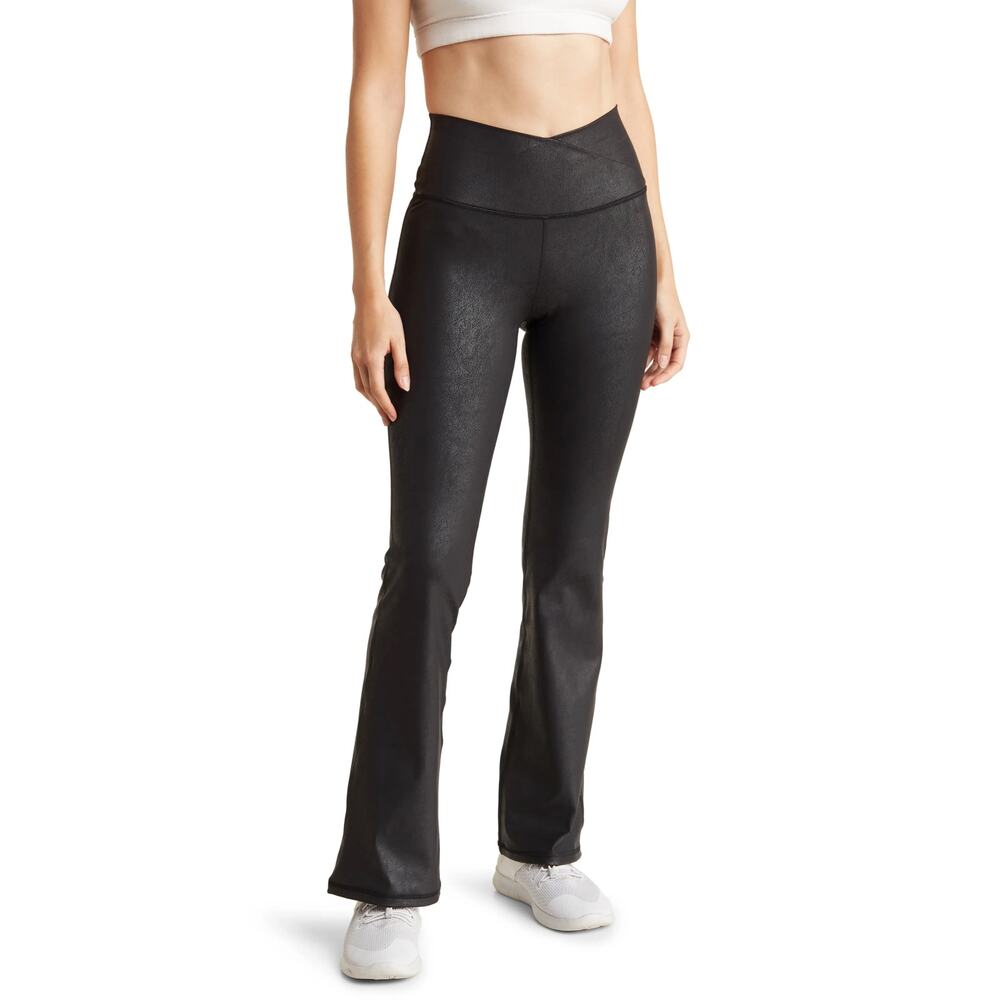 New 90 Degree By Reflex Lux Cracked Faux Leather Flare Leggings Women's Size M